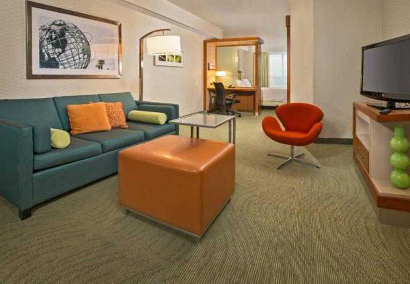 Springhill Suites By Marriott New York Laguardia Airport Ngoại thất bức ảnh